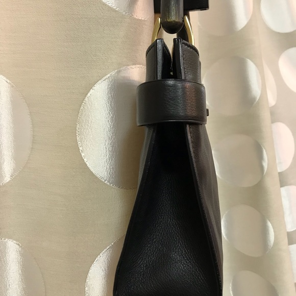 Gucci Leather East West Handbag - Picture 5 of 6